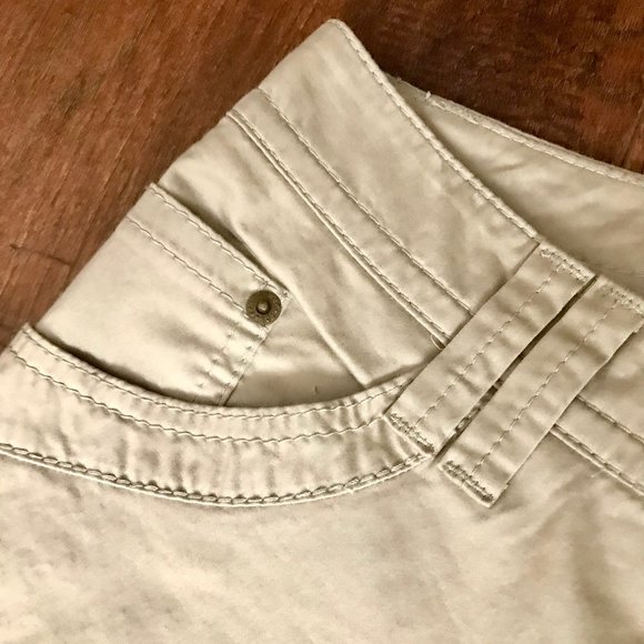 Rosner german designer Capri Pants, Size US 4, like new - Picture 3 of 8